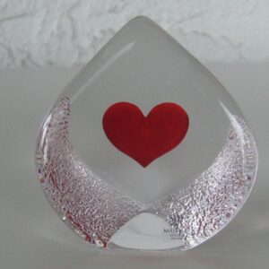 Mats Jonasson "Heart" crystal ice block  3" x 3"