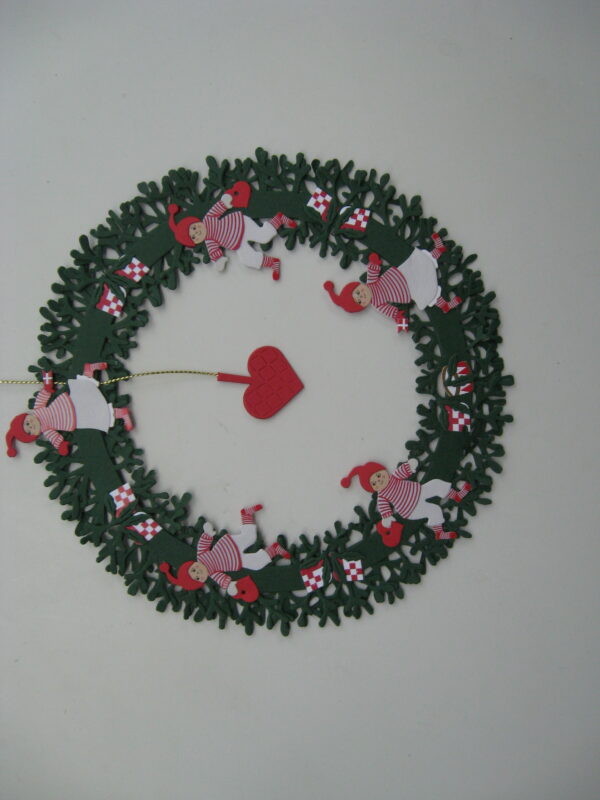 "Christmas Wreath" papercut mobile, 6.5" diameter
