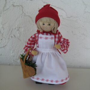 Lady Tomte with birch bark heart, 8", Butticki of Sweden