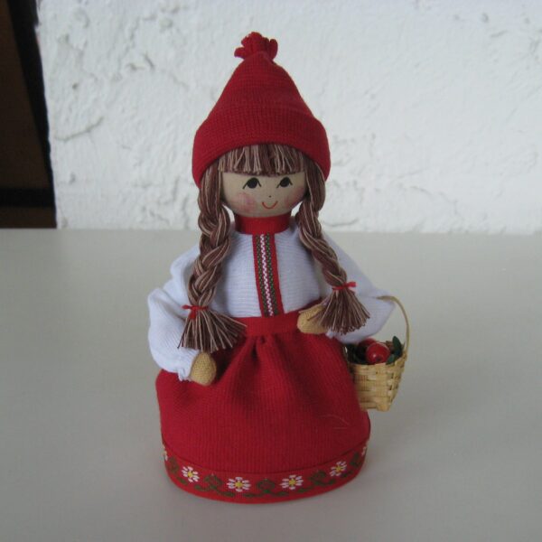 Lady Tomte with lingon basket, 6", red