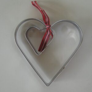 Cookie cutter 2 hearts  4" x 2"