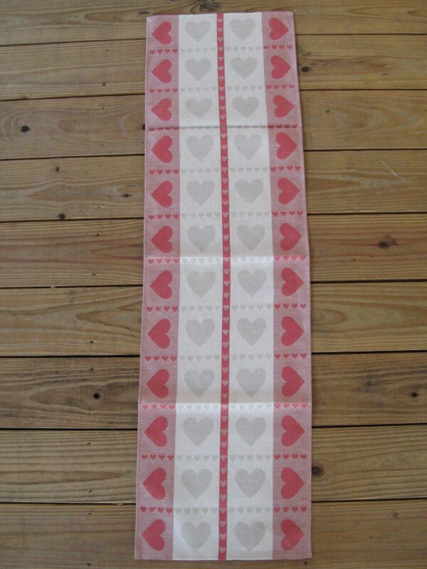 Table Runner with heart design  Linen/cottom 14" x 48"  Sweden