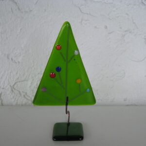 Christmas tree by Ebba Krarup of Denmark   6.5" x 2" glass