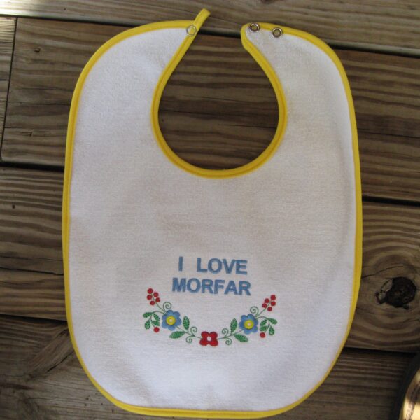 Baby Bib " I Love Morfar"   11" x 15"