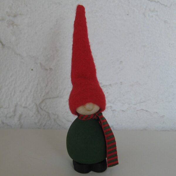 "Viktor"  wood 6" tall Made in Sweden green