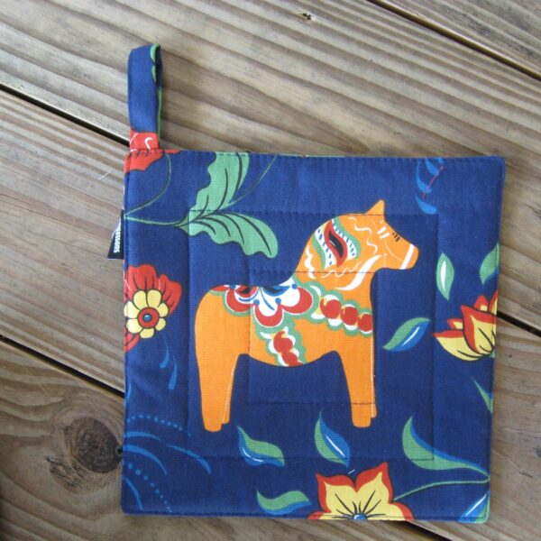 Dala horse pot holder 100% cotton 9"x9"  Arvidsson of Sweden dark blue