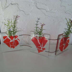 "red confetti" vases  3.5 "x 13" with adjustable width (copper wires) handmade by Ebba Krarup, Denmark