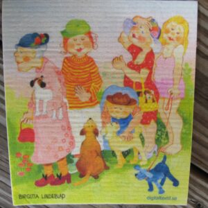 Swedish screen printed dish washing sponge/ dish cloth "dog lovers"  Birgitta Lindeblad 7"x 73/4"   NEW