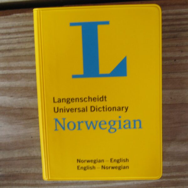 Langenscheidt Norwegian pocket dictionary