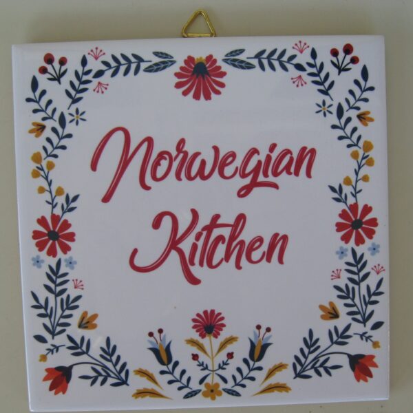 Ceramic tile w/hook "Norwegian Kitchen" 6" x 6" cork backing