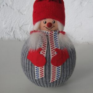Large round tomte lady  6" x 4" Ljungströms of Sweden