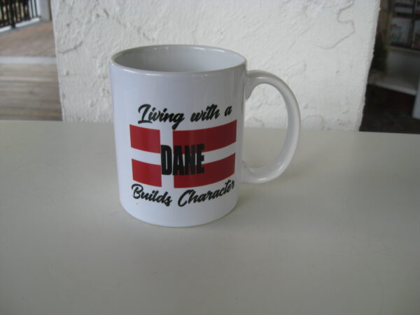 Mug Living with a Dane