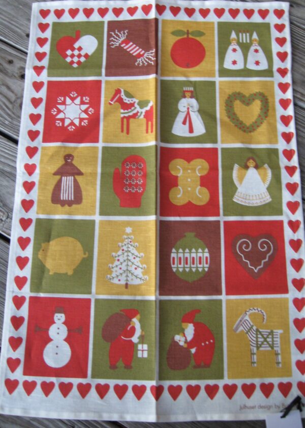 Almedahls "Julhuset" tea towel 27" x 18"